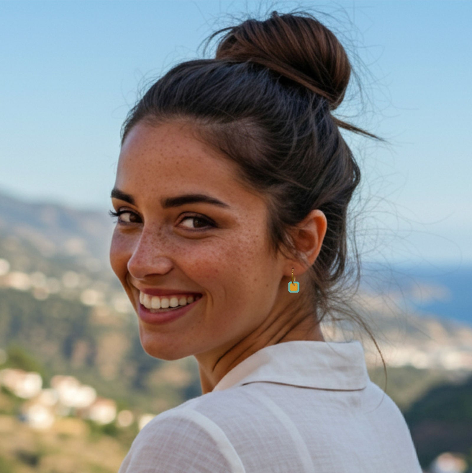 Cami Gem Sea/Mustard Earring