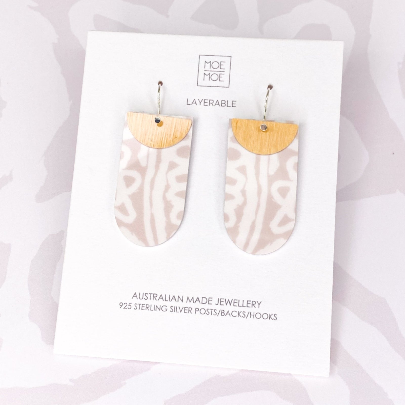 Murdie Earth Ecru Layered Tab Drop