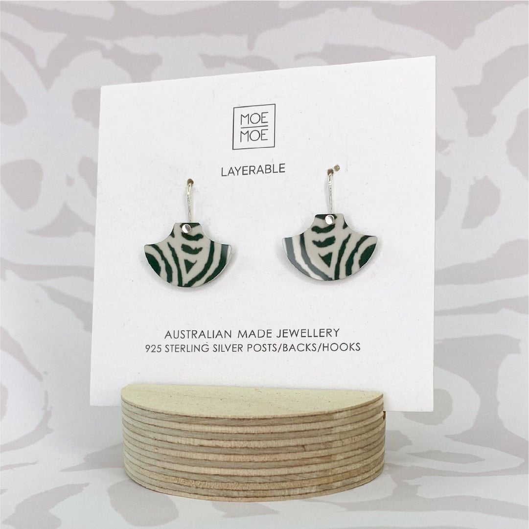 Murdie Earth Moss Mini Pagoda Drop