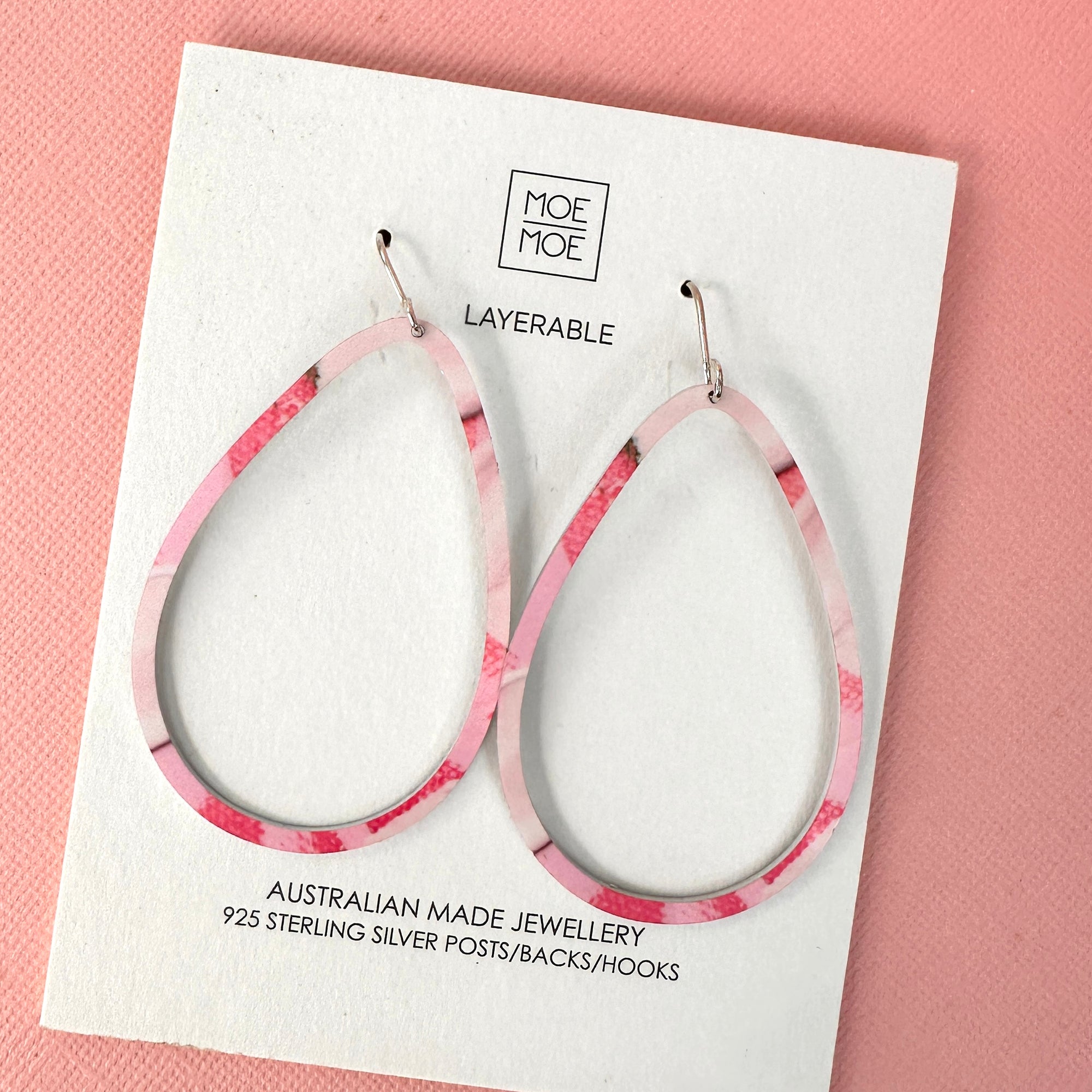 ROUNDED TEAR FINE OUTLINE PRETTY PINKS